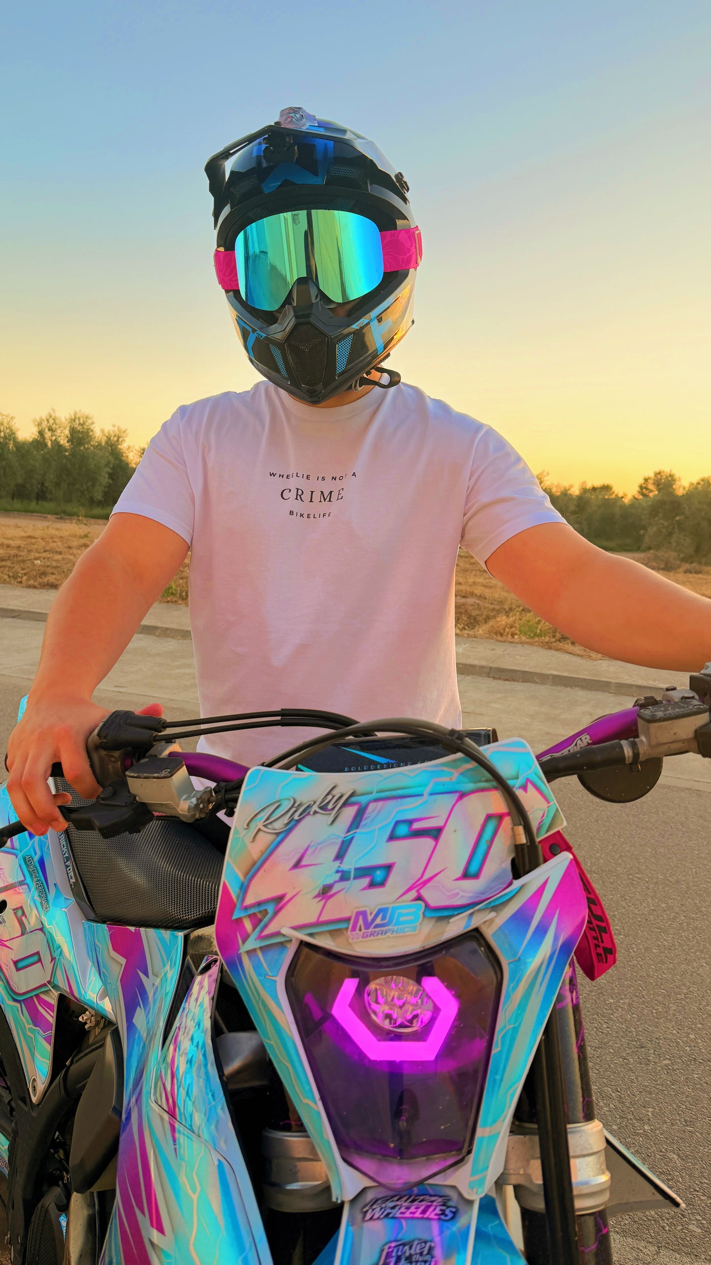 DROP 01 — CHROME DREAMS